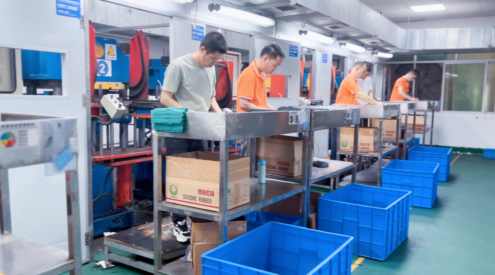 【新品速递】卡立方集团RFID硅胶腕带工厂NFC变色硅胶腕带光变手环新品上市